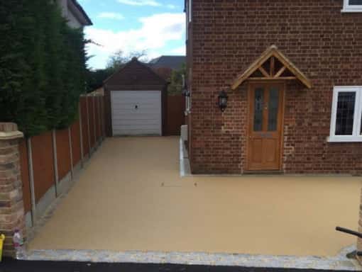 This is a photo of a resin bound driveway. this was installed by Resin drives Newcastle